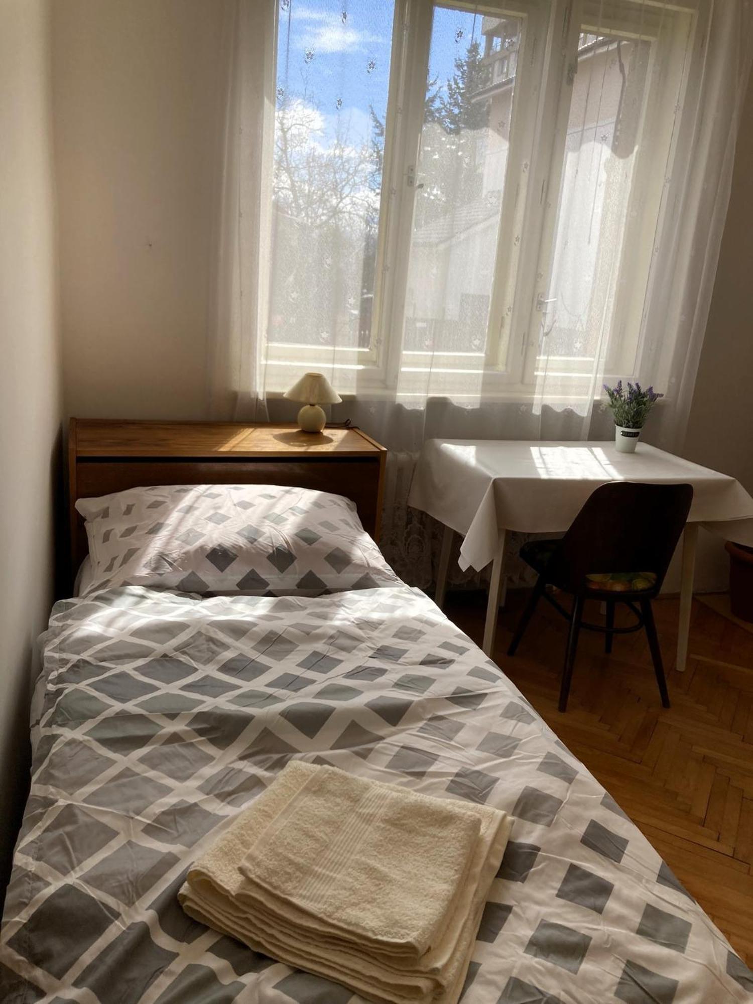 Spacious Apartment - Free Parking! Prague Exterior photo