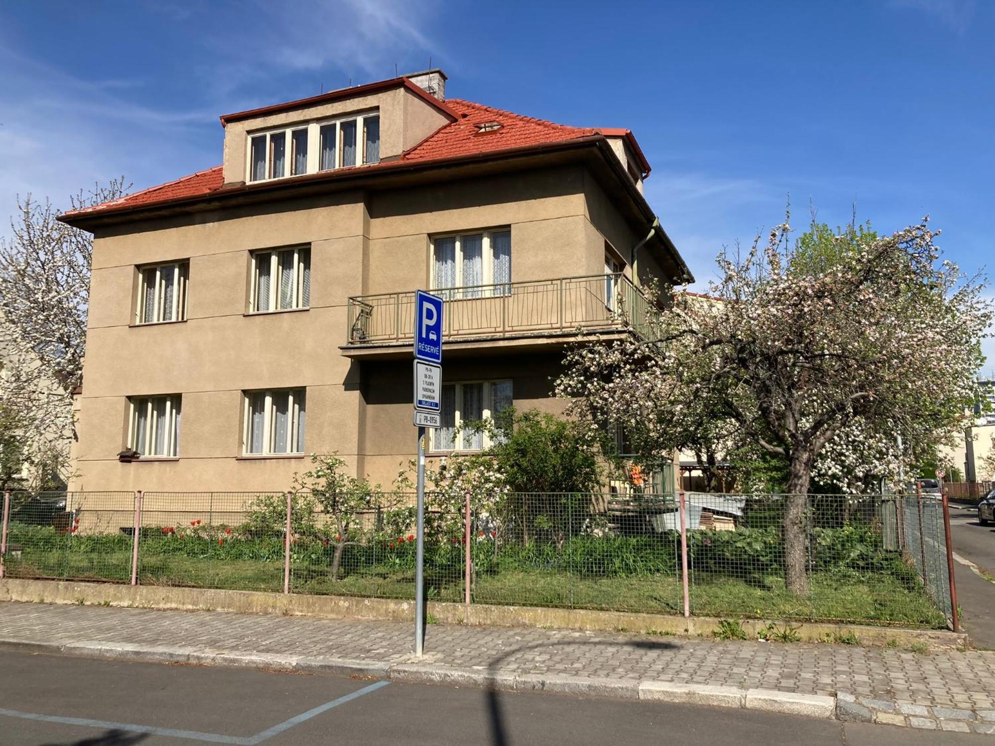 Spacious Apartment - Free Parking! Prague Exterior photo